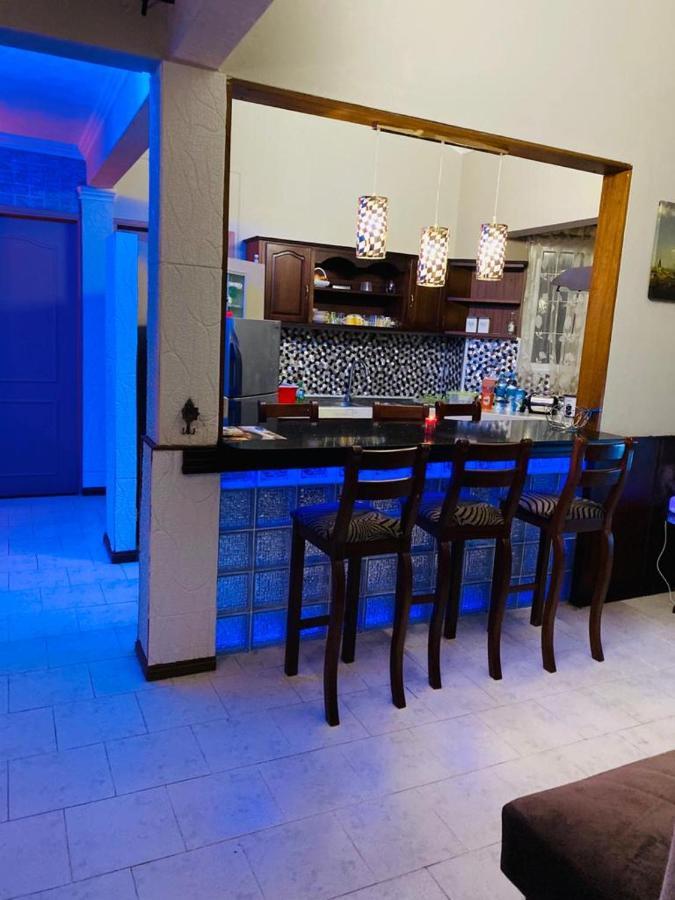 Cosy Flat Beachfront अपार्टमेंट